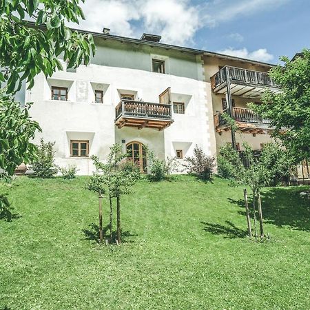 Appartement Il Maschun Im Historischen Engadinerhaus à Scuol Extérieur photo